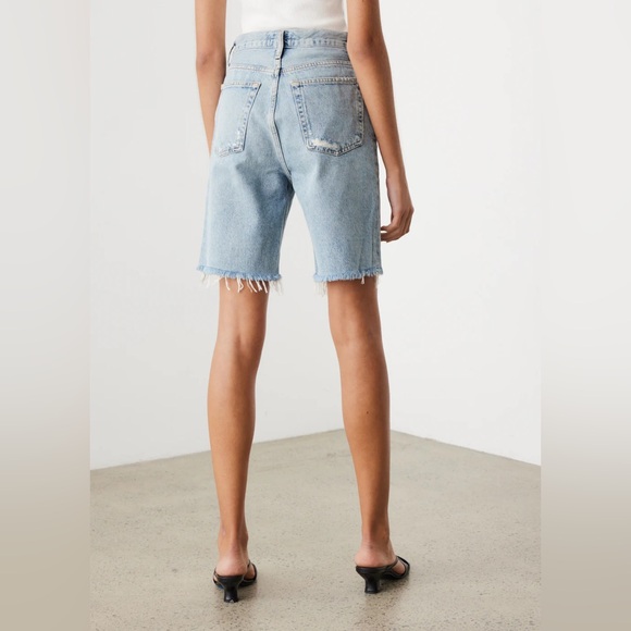AGOLDE 90S Pinch Waist Shorts in Latitude - Picture 3 of 13